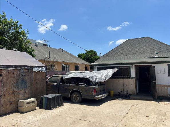 223 E 28th Street, Los Angeles CA 90011