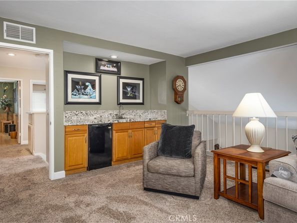 21992 Hoi Circle, Lake Forest CA 92630