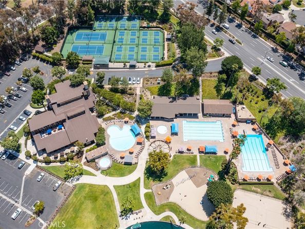 21992 Hoi Circle, Lake Forest CA 92630