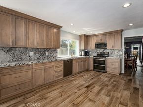 21992 Hoi Circle, Lake Forest CA 92630