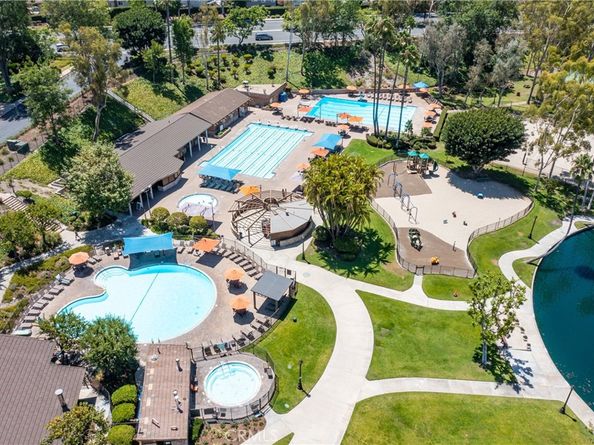 21992 Hoi Circle, Lake Forest CA 92630