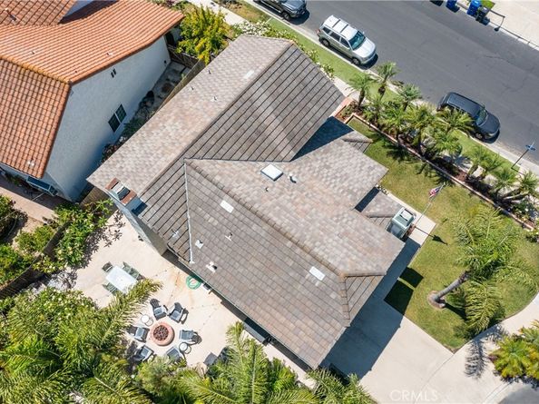 21992 Hoi Circle, Lake Forest CA 92630