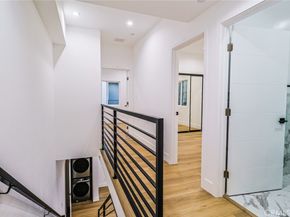 4848 W 17th, Los Angeles CA 90019