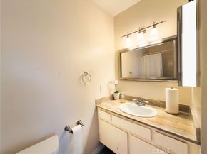 9788 Via Zibello, Burbank CA 91504