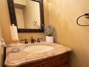 9788 Via Zibello, Burbank CA 91504