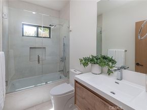 2316 N Parish, Burbank CA 91504