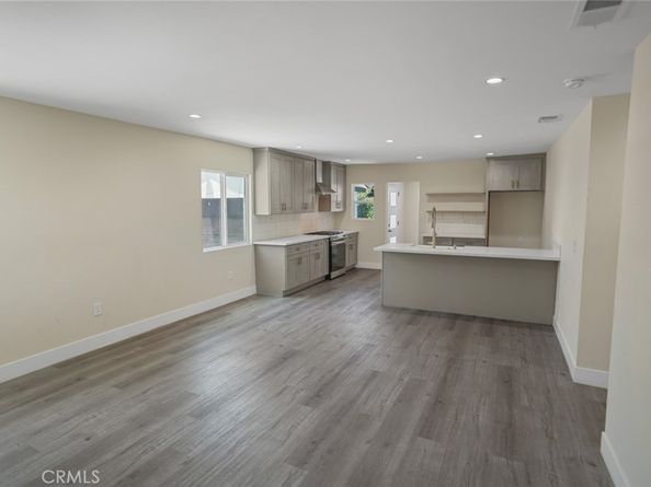 3123 Hyde Park Boulevard, Los Angeles CA 90043