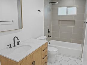 3123 Hyde Park Boulevard, Los Angeles CA 90043