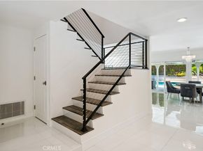 19523 Ballinger Street, Northridge CA 91324