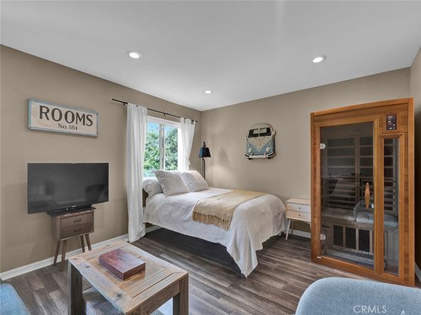 11813 Runnymede Street 44, North Hollywood CA 91605