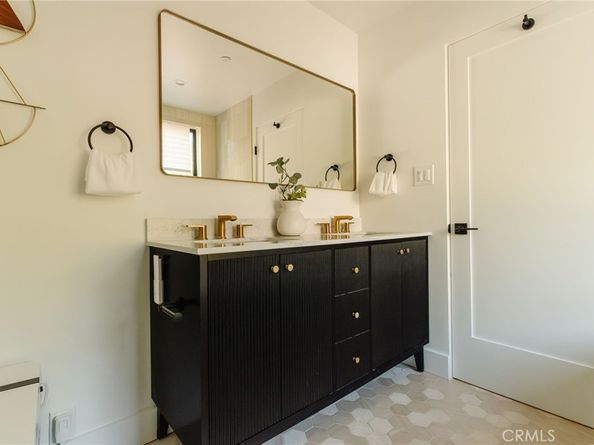 5240 Barker Drive, Los Angeles CA 90042