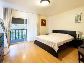 9551 Via Ricardo, Burbank CA 91504