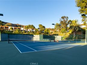 9551 Via Ricardo, Burbank CA 91504