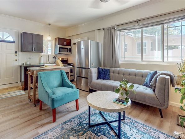 1902 N Pass Ave, Burbank CA 91505