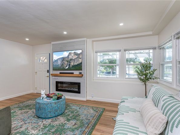 1902 N Pass Ave, Burbank CA 91505