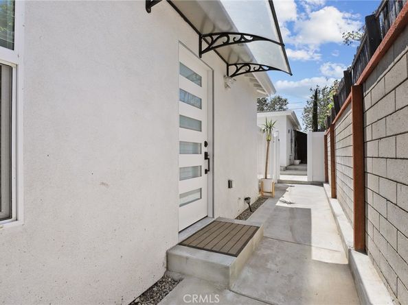 2129 N Pepper Street, Burbank CA 91505
