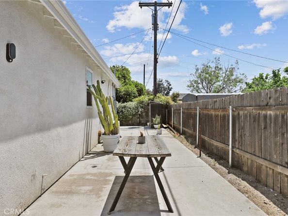 2129 N Pepper Street, Burbank CA 91505