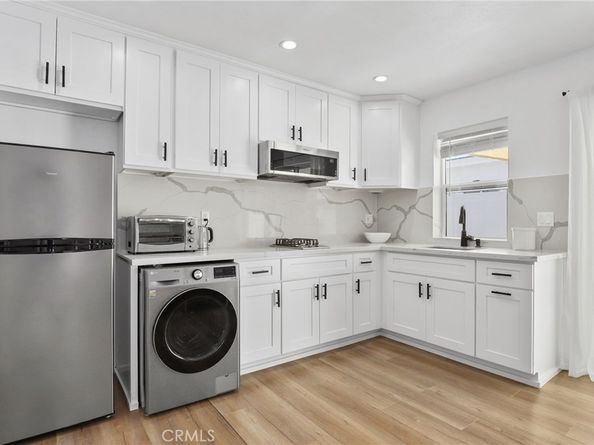 2129 N Pepper Street, Burbank CA 91505