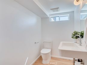 854 W Avenue 37, Los Angeles CA 90065