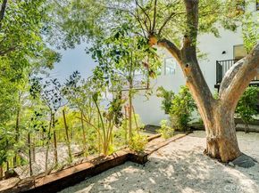 854 W Avenue 37, Los Angeles CA 90065