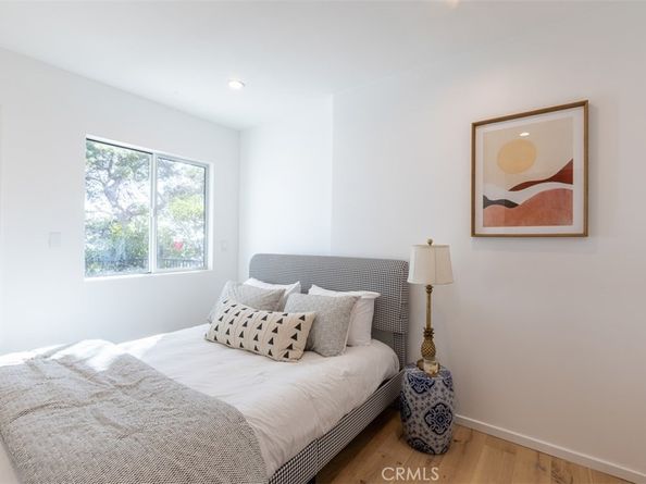 854 W Avenue 37, Los Angeles CA 90065