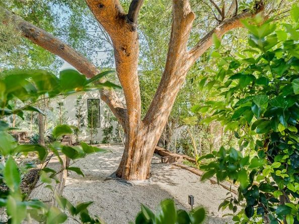 854 W Avenue 37, Los Angeles CA 90065