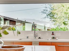 854 W Avenue 37, Los Angeles CA 90065