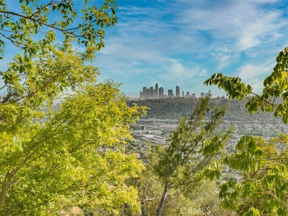 854 W Avenue 37, Los Angeles CA 90065