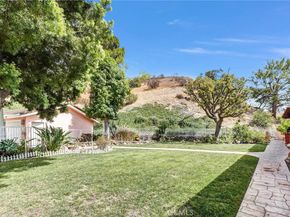 8530 Vine Valley N, Sun Valley CA 91352