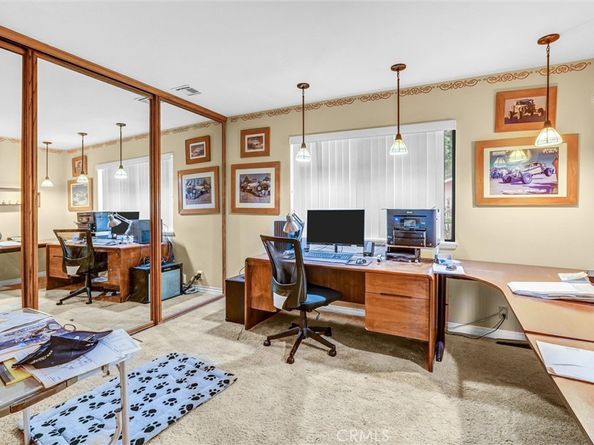 8530 Vine Valley N, Sun Valley CA 91352