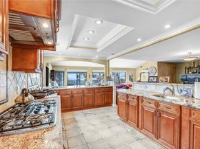 8530 Vine Valley N, Sun Valley CA 91352