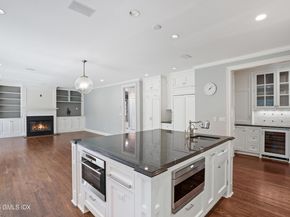 52 Round Hill Road, Greenwich CT 06831