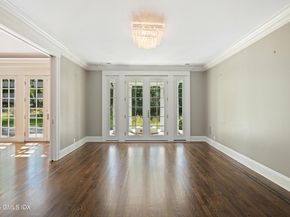 52 Round Hill Road, Greenwich CT 06831