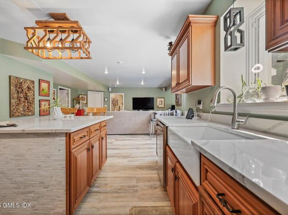 506 Hunting Ridge Road, Stamford CT 06903