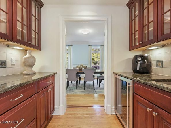 506 Hunting Ridge Road, Stamford CT 06903