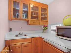 681 River Road, Cos Cob CT 06807
