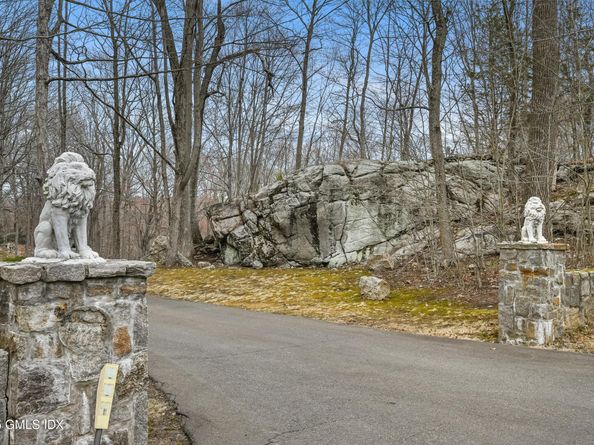 681 River Road, Cos Cob CT 06807