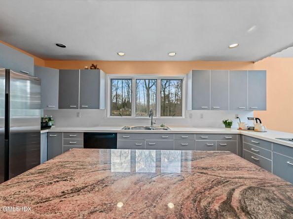 681 River Road, Cos Cob CT 06807