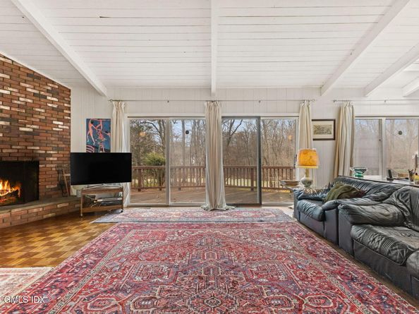 12 Sawmill Terrace, Greenwich CT 06830