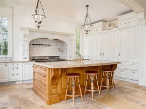 524 Lake Avenue, Greenwich CT 06830