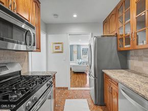 76 Putnam Park 76, Greenwich CT 06830