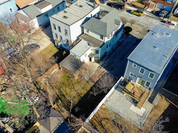 2025 45th St, North Bergen NJ 07047
