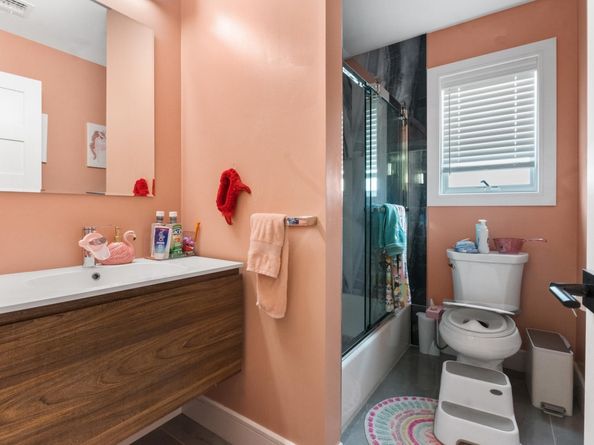 238 Jersey Ave, Cliffside Park NJ 07010