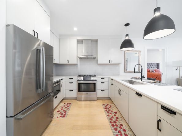 366 6th St 304, Jersey City NJ 07302