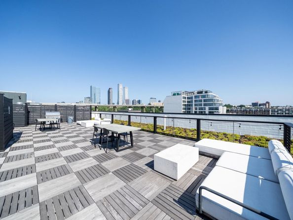 366 6th St 304, Jersey City NJ 07302