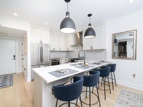 366 6th St 304, Jersey City NJ 07302
