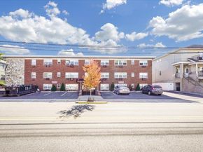 214 Avenue A A4, Bayonne NJ 07002