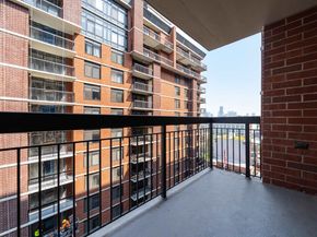 700 1st St 12N, Hoboken NJ 07030
