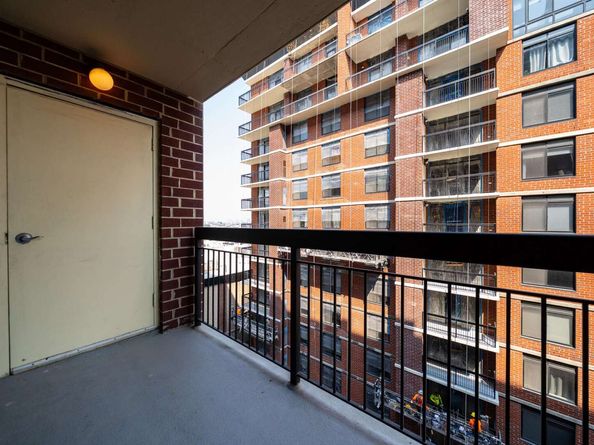 700 1st St 12N, Hoboken NJ 07030