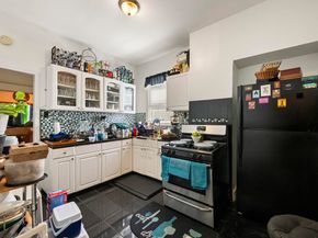 217 Bidwell Ave, Jersey City NJ 07305
